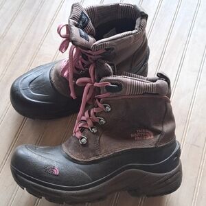 Girls THE NORTH FACE Chilkat Insulated Waterproof Winter Ankle Boots Pink Laces
